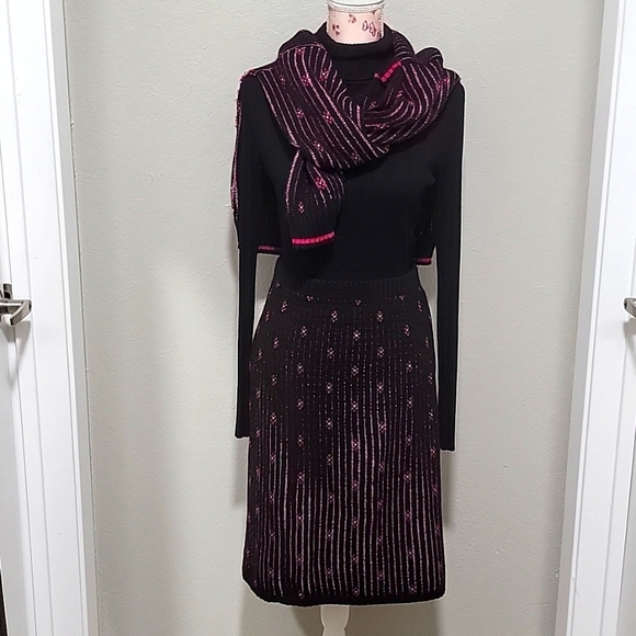 Vintage | Bears Crossing | 2 Piece Knit Floral Print Skirt Set - Picture 8 of 16